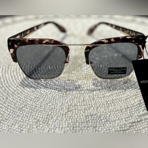 Kendall and Kylie Tortoise Shell Sunglasses
